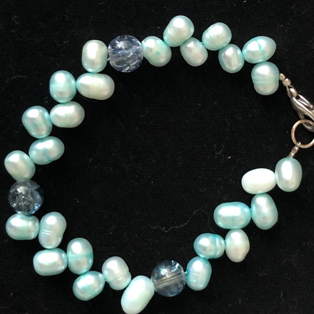 Freshwater Pearl and Glass Bead Bracelet